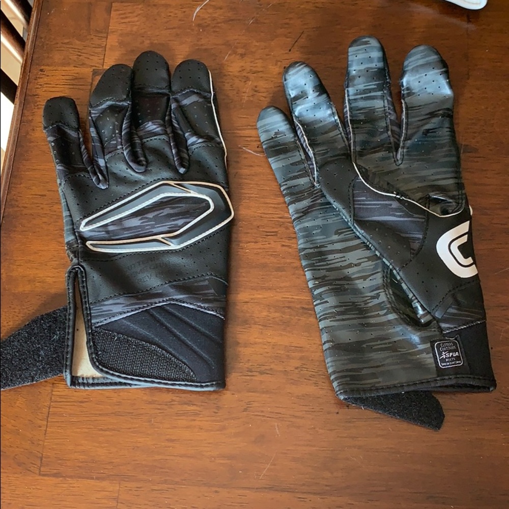 Football Gloves